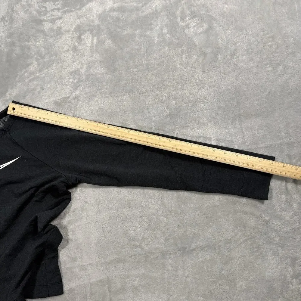 Nike Dri-FIT Womens Large Black Big Swoosh Asymmetrical Hem Long Sleeve Top